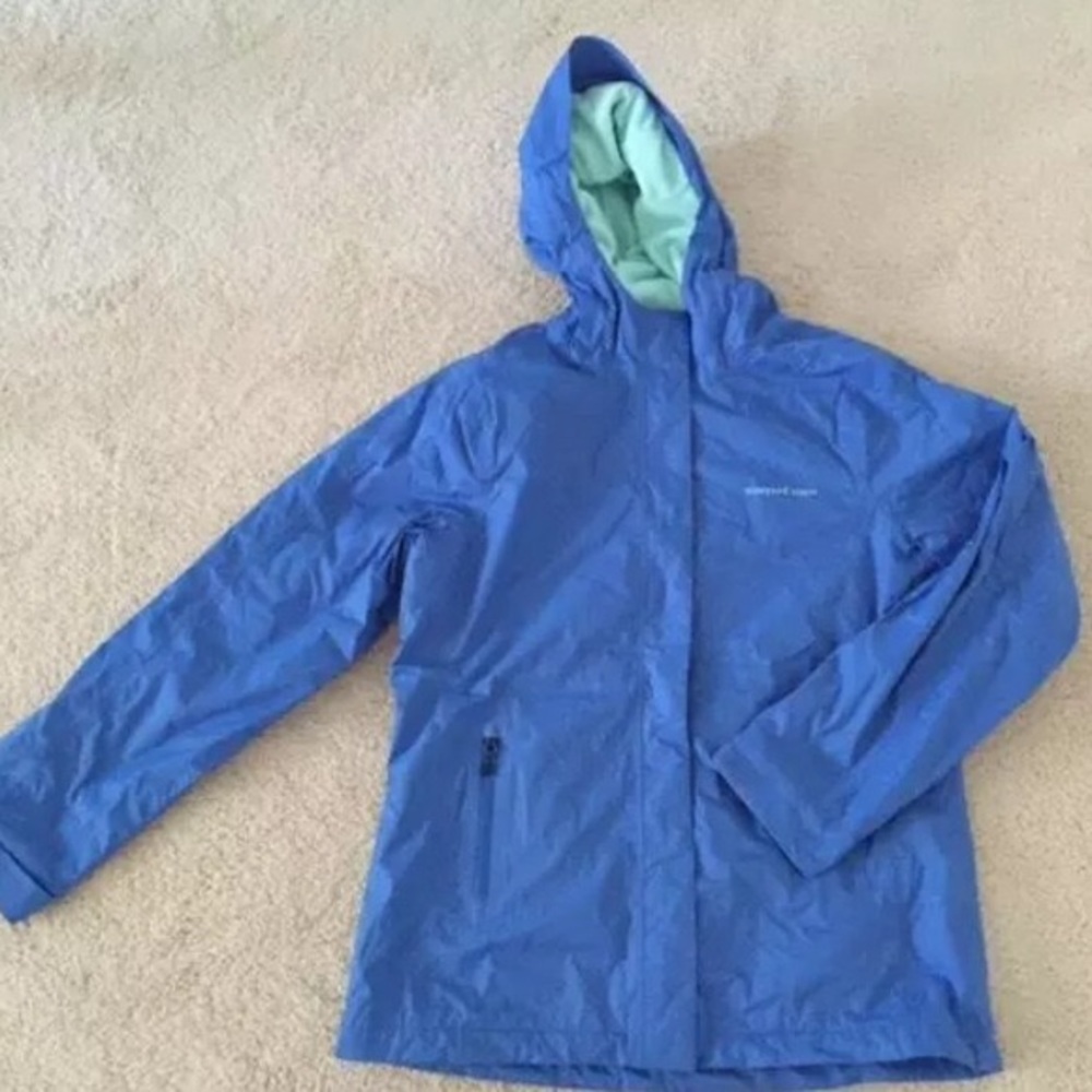 Vineyard Vines rain jacket
